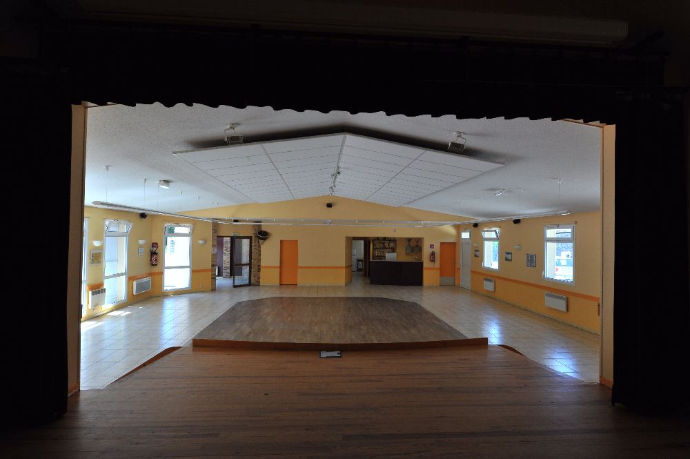 Salle Des Fetes Sainte Croix Sur Buchy